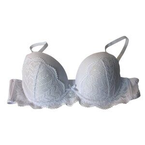 White Lace Underwire Bra 85C With Adjustable Straps & Back Closure